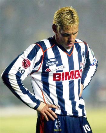 Las anotaciones del conjunto escarlata fueron obra del uruguayo Vicente Sánchez, a los minutos 49 y 91 de acción, y del argentino Rodrigo Díaz, al 93.

Los jugadores del Monterrey terminaron tristes tras el resultado que también lamentó la afición de la Sultana.