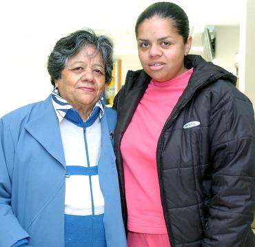 vi_18122005_0 
 Socorro Peláez viajó a San Diego y la despidió Tania Reyes