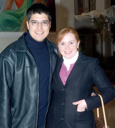 pa_18122005_16 
David González y Brenda Noyola.