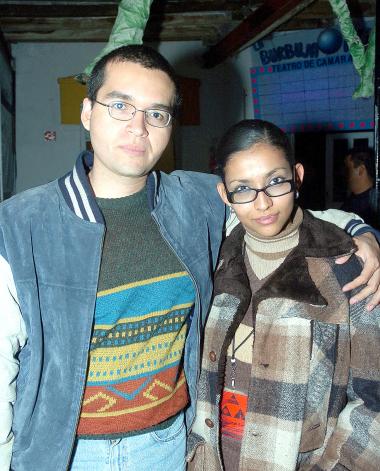 pa_18122005_9 
 Zeyda García y César Cázares.
