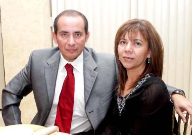 pa_19122005_5 
Gerardo y Blanca Arellano.