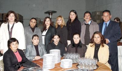 gr_19122005_0 
Raquel, Paty, Araceli, Alejandra, Judith, Ernestina, María de los Ängeles, Norma, Martina, Juanis, Rubén y Elías.