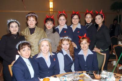 gr_23122005_6 
Sandra Alvarado, Silvia, Diana, Laura, Claudia, Mode, Iraís, Yasmín, Verónica, Cristina y Mariana asistieron a una agradable convivencia.