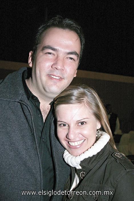 César y Silvia Martínez