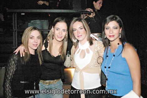 Susy Garza, Anilú Karam, Ana Cristina de la Peña y Claudia Espinoza