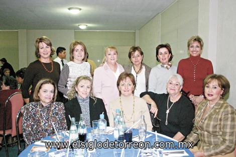 Ana Carmen López, Lolita G. de Martínez, Pily M. de Rodríguez, Laly T. de Martínez, Margarita Torre, Cecilia Gurza de Martín, Marina López de García, Violeta de Lassala, Magaly Necochea, Martha Ávalos y Nena C. de Fernández
