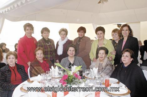 Martha de Uvieto, Rosa de Sada, Esperanza de López, Mercedes de Cabranes, Magdalena de Sada, Margarita de Murra, Eva de Nahle, María Rosa de Dieguez, Marcela de Pruneda y Pilar de Teja