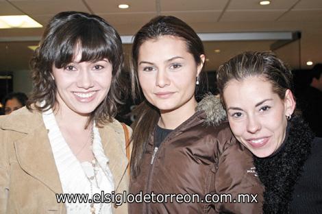 Rhoda Real, María Dabdou y Sabina Rubio de Sobrino