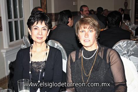 Inés Colliere y Violette Villalobos