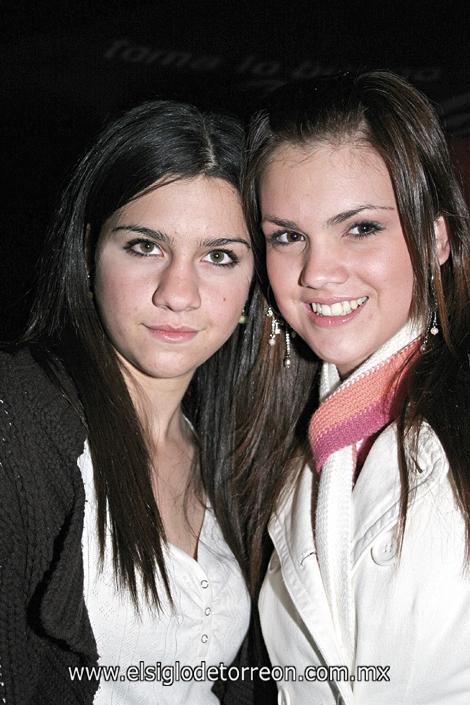 Magda Veyán y Sofía Murra