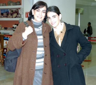 vi_24122005_2
 Margarita y Marián Dïaz viajaron a España