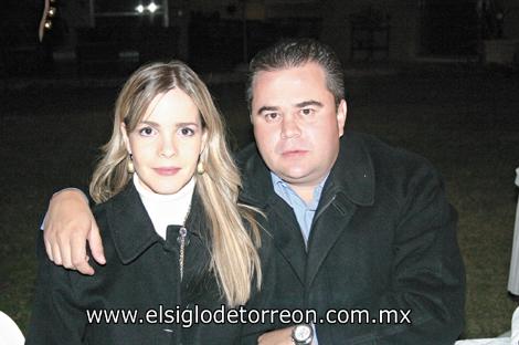 Alejandra Martínez de López y Alberto López Villegas
