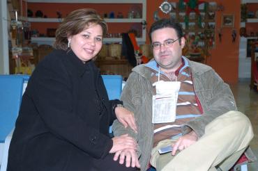 vi_26122005 0 
 Fernando Lavilla viajó a España, lo despidió Lucero Vargas .jpg