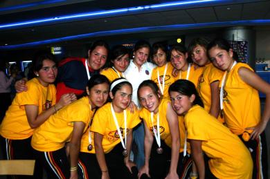 ci_01022006 
Luisa Angélica, Tania, Andrea, Lily, Bárbara, Ale, Melissa, Bere, Ana Luisa y Kuka.