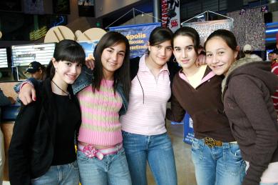 ci_15022006 
Ana de la Peña, Cecy Gutiérrez, Sofía Hermosillo, Mariel Álvarez y Sofía González.