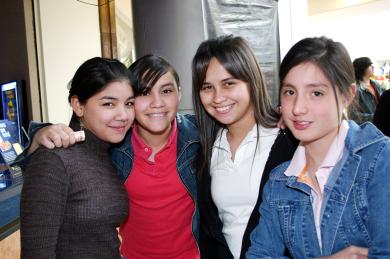 ci_15022006 
Valeria Jiménez, Danya Contreras, Brenda García  y Nidia Hernández.