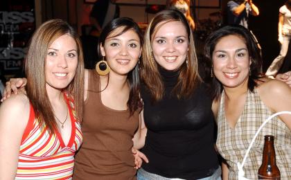 an_11032006 
Jackie Luján, Norma Sáenz, Silvia  y Mague.