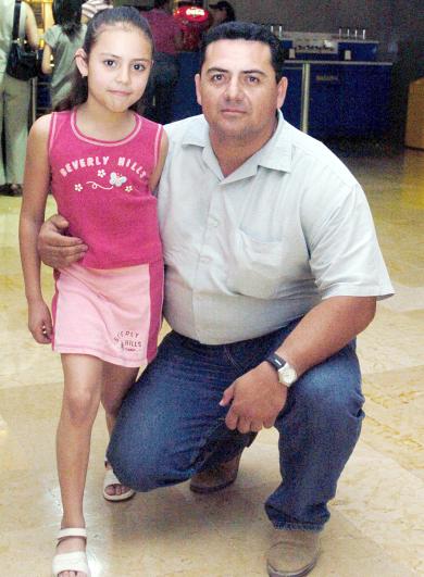 ci_12042006 
Víctor Cardona y Ana Yansi Cardona Bazán