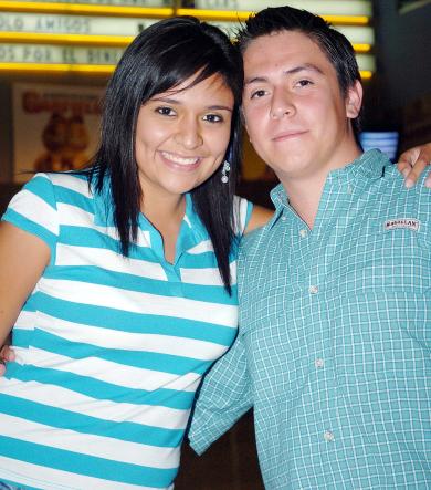 24052006 
Aymeé Rodríguez y Alfredo Montemayor.