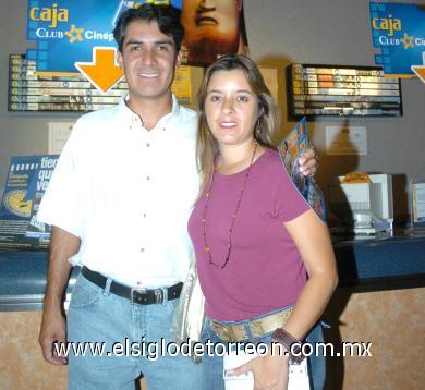 09082006
Antonio Ramírez y Connie de Ramírez.