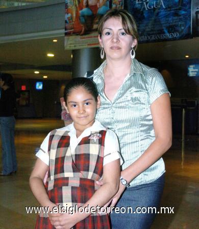 06092006 
 Nora Martínez y Mara Ricava