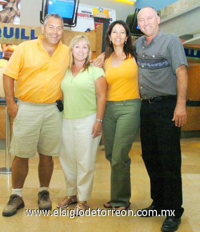 20092006
Ricky y Paty Barroso, Roy y Susy Dingler.