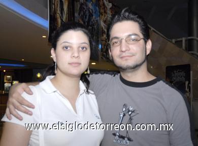 08112006
Ana Isabel Serralde y José Gallardo.