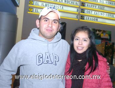 06122006
Miguel Landeros y Diana Hinojosa