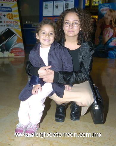 13122006
Carmina y Miranda Guadalupe Martínez.