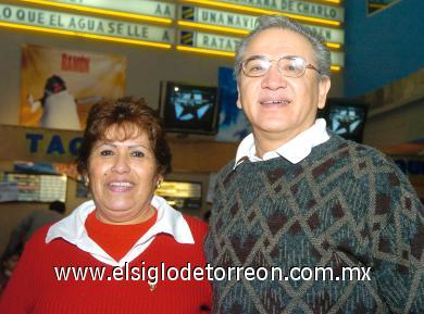 27122006
María Elena y Armando Caballero.