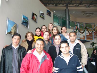 gr_01012006 1 
Alejandra, Joselyn, Anacris, Karla, Gloria, Blanca, Víctor Hugo, Alberto, Rocío, Héctor, Enrique y Aldo .JPG