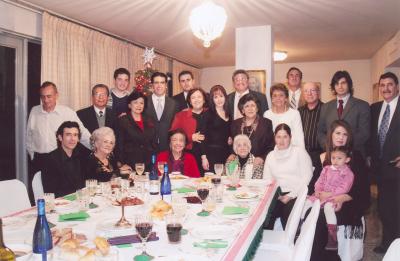 gr_01012006 2 
Familia González, en su cena de Navidad .jpg