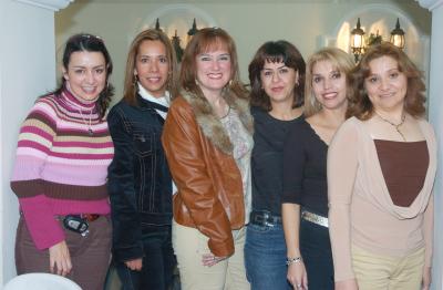 gr_01012006 5 
Olalia Romo, Marisela Duffield, Claudia Iga, Claudia dela O, Lupita Sabag y Mayela Villa .jpg