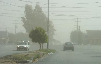 La ciudad de Torreón fue castigada por dos fuertes tolvaneras que se debieron a la entrada del frente frío número 25 y un sistema de baja presión que provocaron el fenómeno meteorológico.
