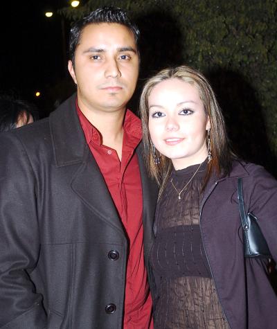 pa_15012006_16 
Pablo Cabello y Elizabeth Benavente.