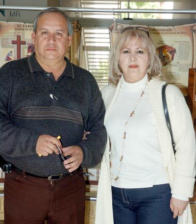 pa_15012006_17 
Raúl Marín y Rebeca Metlich de Marín.