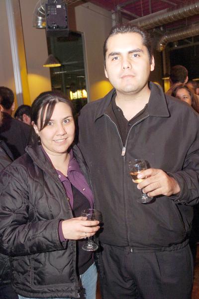 pa_15012006_20 
Alejandra Castañeda y Héctor Peña.