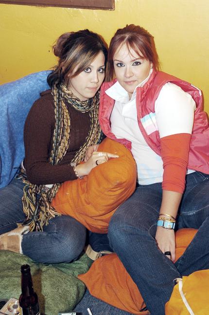 ch_15012006_0 
Adriana Garza y Norma  Hernández.