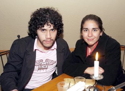 pa_18012006 
Iván Gómez y Natalia Núñez.