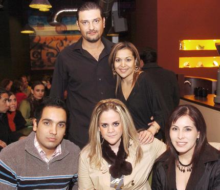 ch_20012006 
 Gerardo, Any, Jackie, Jorge y Jéssica