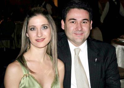 pa_21012006 
 Patricia E. de Amaya y Nelson Amaya