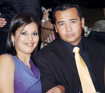 pa_22012006 
 Viridiana Alvarado y José Luis Vallejo