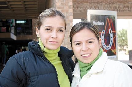ch_22012006 d
Shelssea Arroyo y Diana Contreras