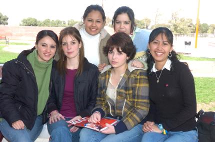 ch_24012006
 Lizeth Rodríguez, Marina Sama, Elizabeth Woessner, Alejandra Rodríguez, Daniela Olvera y Marcela Reyes