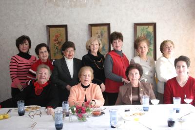 gr_24012006 
Tere de Luna, Rosario de De la Garza, Pily de De León, Rosario de Martínez, Cuquita de Martínez, Elva de González, Olga de Calderón, Güera de Pedroza, Lorena de Ávila, Cova de Del Moral y Georgina de García