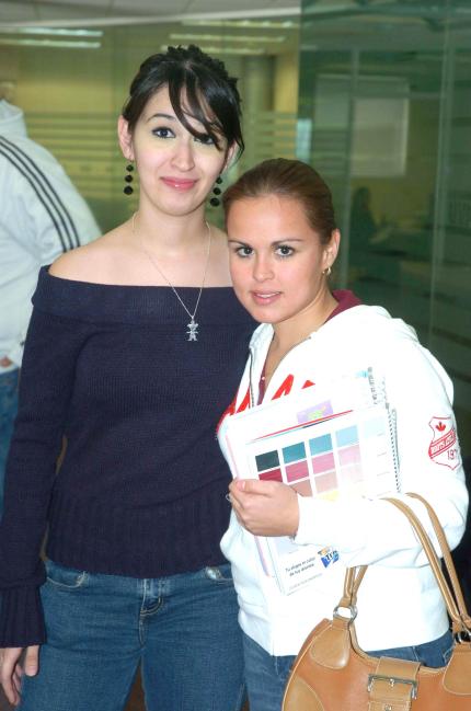 chi_29012006 
Ale Luquín y Paola Miranda.
