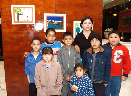 chi_29012006
Daniel, Nancy, Darien, Sergio, Nayeli y Brenda Lozano.