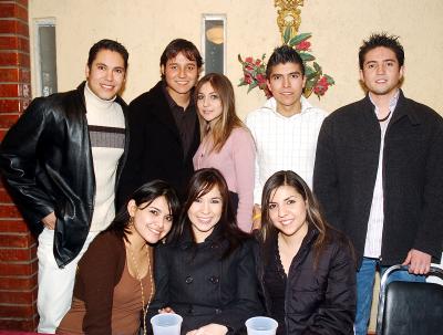 gr_29012006 
 Ausberto Yáñez, José Gutiérrez, Cristina Yáñez, Simón Rosales, Álvaro Cervantes, Sandra Yañéz, Ivonne González y Angelieta de las Nieves