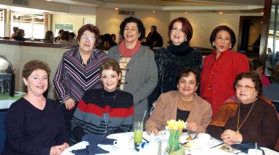 gr_29012006 
Gude Zepeda, Magdalena Díaz, Rosy Granados, Mara de Lara, Luz María RUiz, Marina Falcón, Raquel Gutiérrez y Bety Medina