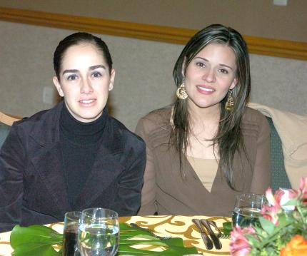 chi_29012006 
 Mariela de Gil y Marusa de Máynez